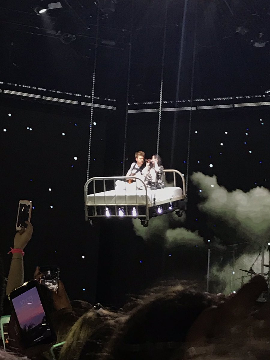 GamerAhmer's tweet photo. Had a great time seeing @billieeilish at @theanthemdc curtesy of @z1043 ! Thanks again for the #freetickets ! Can’t beat tickets to a #soldoutshow ! #music #billieeilish #concert #dc #washingtondc #free #whenweallfallasleepworldtour #ticketfly #theanthem #theanthemdc https://t.co/DccVsucu8m