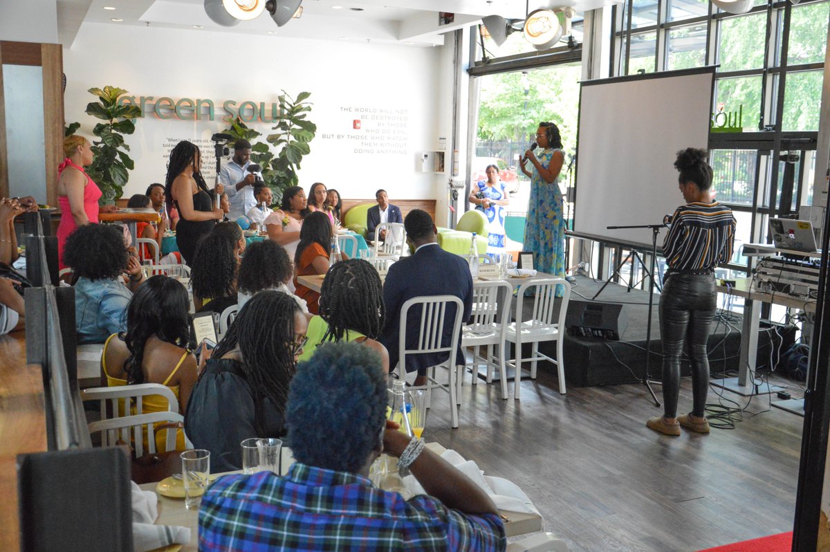 WIMspeaks's tweet photo. #FBF to a few weeks ago when we introduced our 2019 #LeadershipCouncil. Thank you to everyone who came out to support our new team. #Staytuned as we introduce the #new (and some familiar) faces of #WIM! #SpringReveal2019 #WIMGLOBAL #WomeninMedia https://t.co/KhosHuYAwC