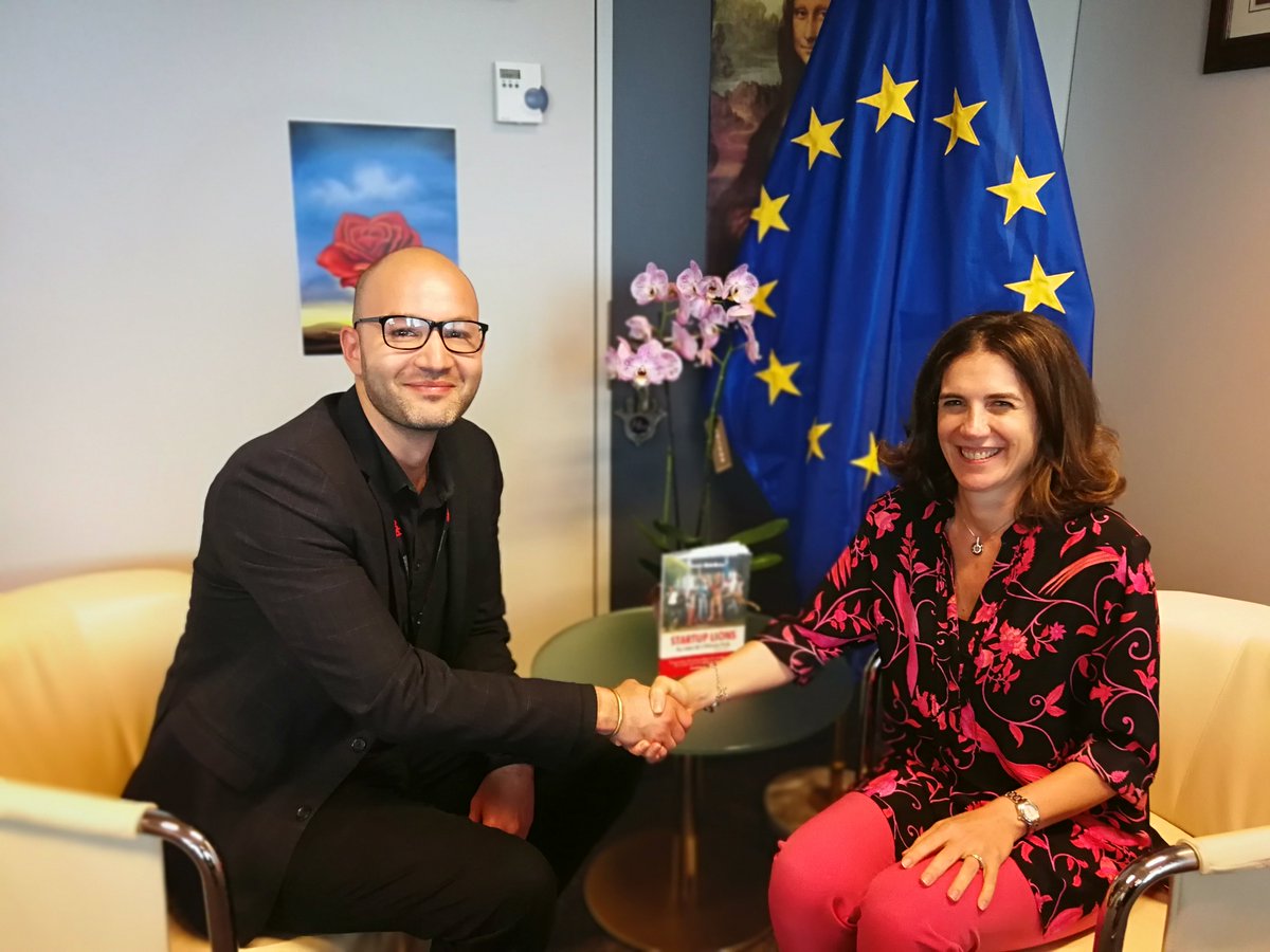 emergingvalley's tweet photo. #EMERGINGValley 2019 ==> RDV du 3 au 5 décembre à Marseille et @thecampProvence avec la DG Research &amp; Innovation @EU_Commission Européenne et avec @AFD_France &amp; #SIBC ! Accélérer les impacts sociaux par le numérique entre l'Europe et l'Afrique https://t.co/V0aMqKOZar https://t.co/7dMiBeroC5