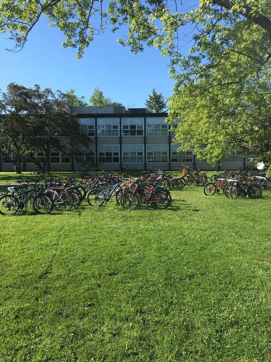 Full bike racks <a href="/CCI_SCDSB/">CCI</a> on an exam day.  
115 bikes today.   
8049 bike trips total this school year.
<a href="/STRCycling/">Share the Road</a> @CwdCyclingClub <a href="/CycleSimcoe/">Cycle Simcoe</a> @CollingwoodHKCC <a href="/TownCollingwood/">Town of Collingwood</a>
