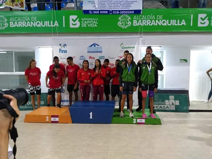 IndeportesAnt's tweet photo. La Selección Antioquia conquistó el jueves 20 de junio una medalla de oro🥇, una de plata🥈 y dos de bronce🥉🥉 en el segundo día de competencias del Nacional Interligas de Natación de Carreras en Barranquilla. 💚#OrgulloEnGrande💚

📷 @Ligadenatacion https://t.co/bYbxgdivtt