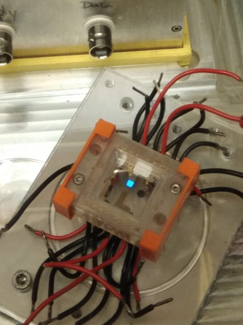 Our PhD student <a href="/CroviniEttore/">Ettore Crovini</a> is on placement in Augsburg working with members of the <a href="/TADFlife/">TADFlife</a> ITN - here he is preparing a device and encapsulating some samples with UV glue for orientation measurements #RealTimeChem
#TADF