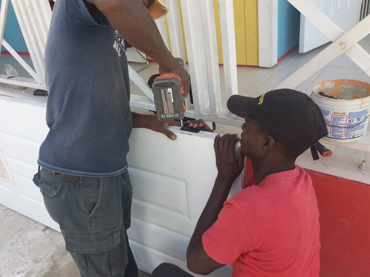 yvette_wilso's tweet photo. Happening now: Work day at Mt. Concord Basic School @ECCJA @OralP @SDixonreg6 @tkmsingh @karlenedesland1 #12StandardsMatter #CertificationIsAMust https://t.co/kB4aqkcrK5