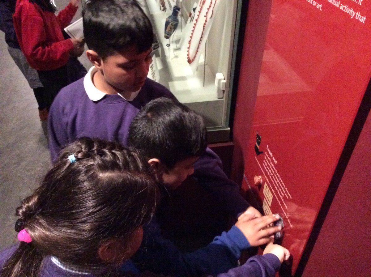 Coral Class loved our visit to the Liverpool World Museum to discover more about the ancient Egyptians. We have an amazing time learning so much more by seeing and touching real ancient artefacts!