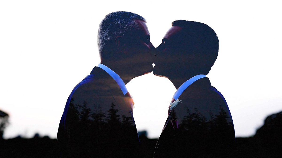 These two got mail 🖤 <a href="/hawkins_russ/">Russell Hawkins</a>