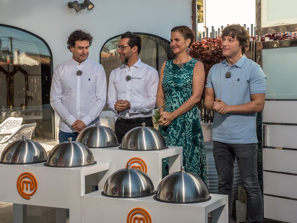 DeniaTurismo's tweet photo. No os perdáis la final de Masterchef 7 en DÉNIA. Martes 25 junio, 22.30h.
#MCFinal #MasterChef. Con #QuiqueDacosta. Colaboran #TurismoDénia y #Aehtma.
https://t.co/aIgpYKdkbC https://t.co/aWAQGuhHtK