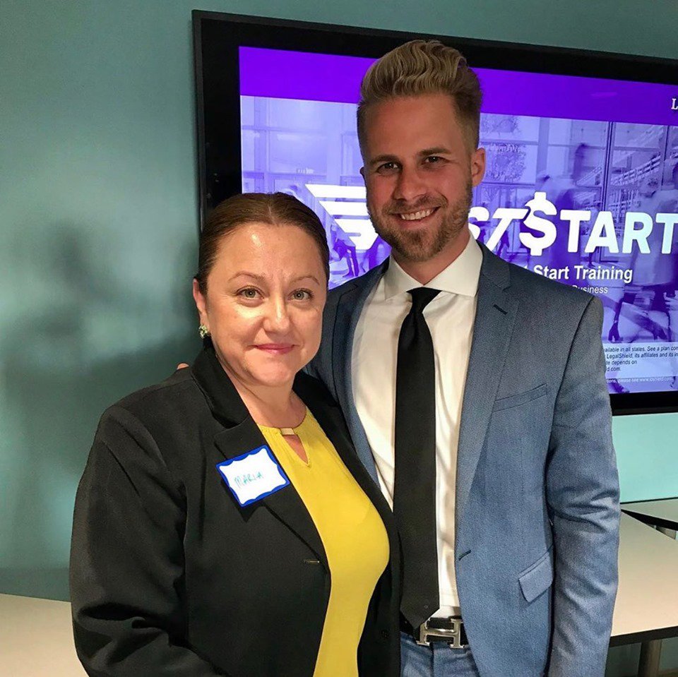 In town for a convention? Does your group need additional meeting room space? Our conference room is the perfect location to accommodate your group! 
Send us a message for more information when you #meetinlongbeach 
Photo from a conference with @maria_r_estrada!