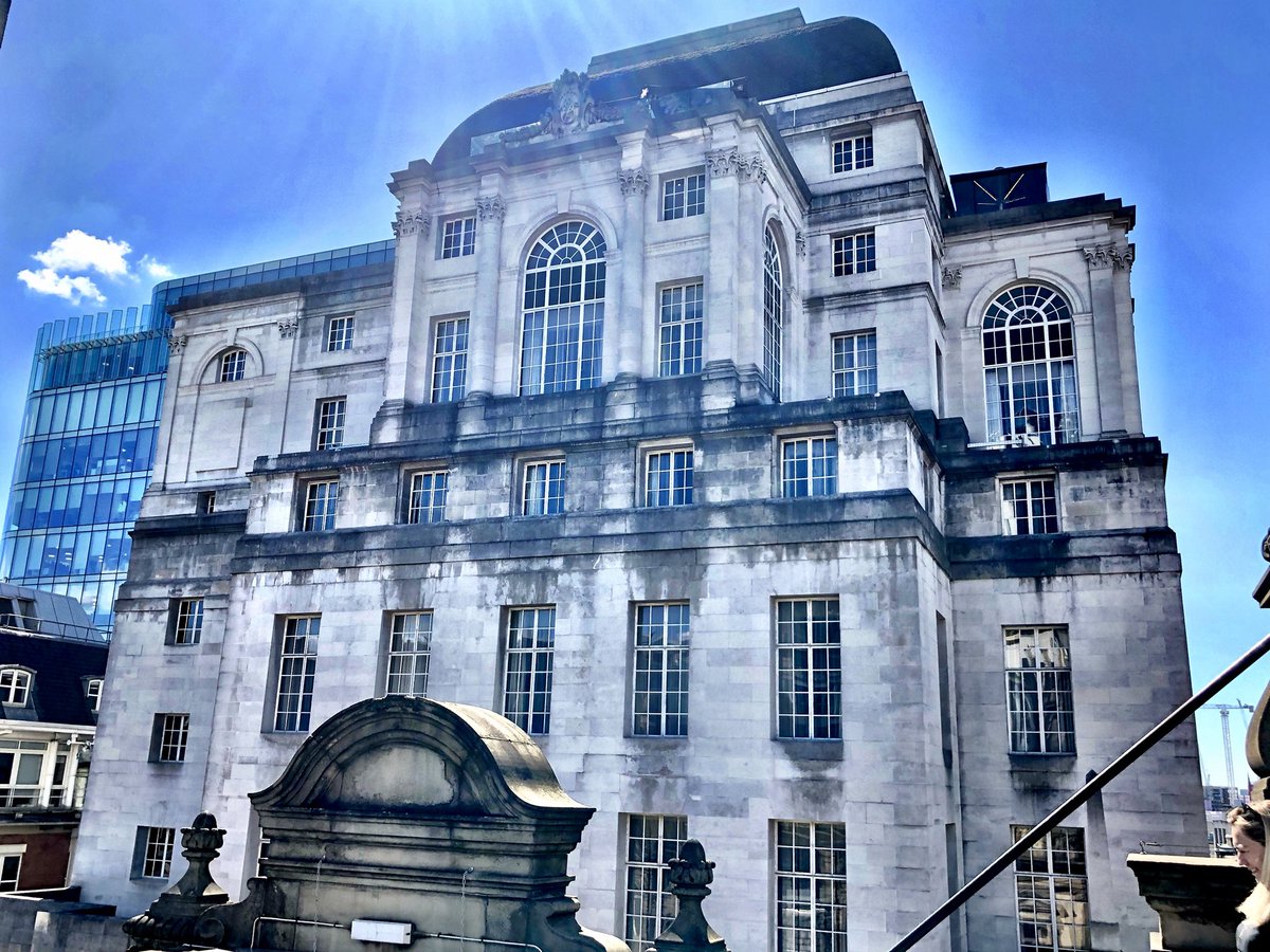 The sun is shining on <a href="/HotelGotham/">Hotel Gotham</a> today. Taken from <a href="/theSJClub/">The St. James's Club</a>.