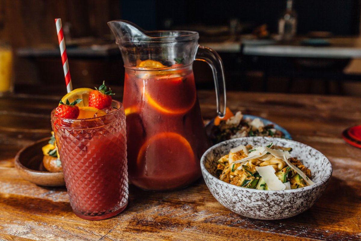 Something for the weekend... why not try a fresh Sangria with your brunch or tapas? 🍹

A taste of Spain in Birmingham 😍 until June 30th ochojq.com/our-menu #brunch #cocktails #birmingham #JQ