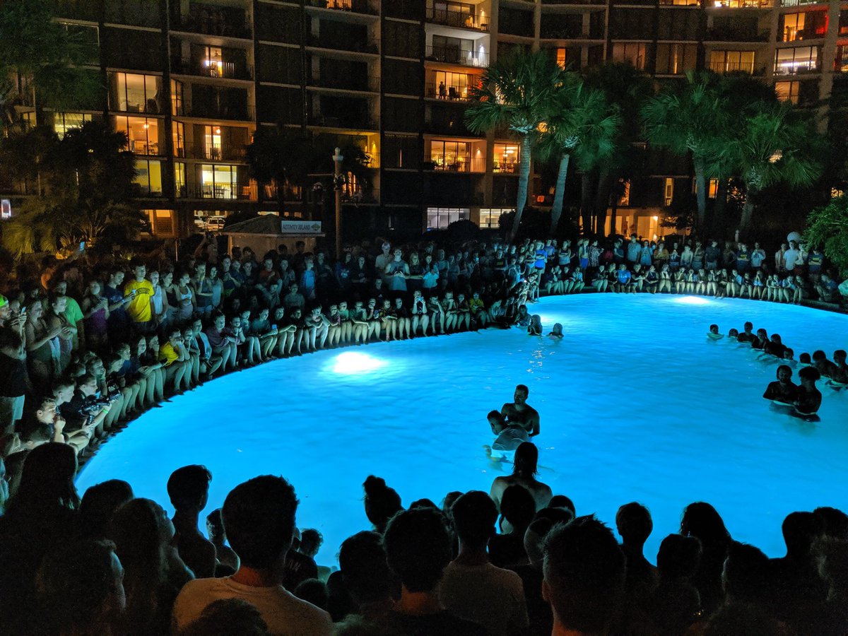 WCinsideout's tweet image. 3️⃣5️⃣ students went public with their faith last night. This became one of our favorite moments, ever. We love you and we are so proud of you.