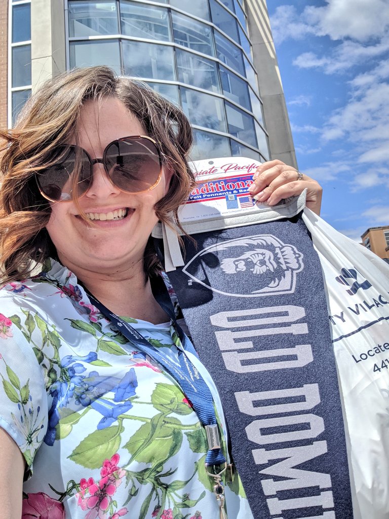 My week at ODU is complete after a celebratory trip to the Bookstore! ODU penate for my classroom and more! #gradstudent #oduleaders <a href="/ODUMonarchLEAD/">ODU Monarch LEAD</a>