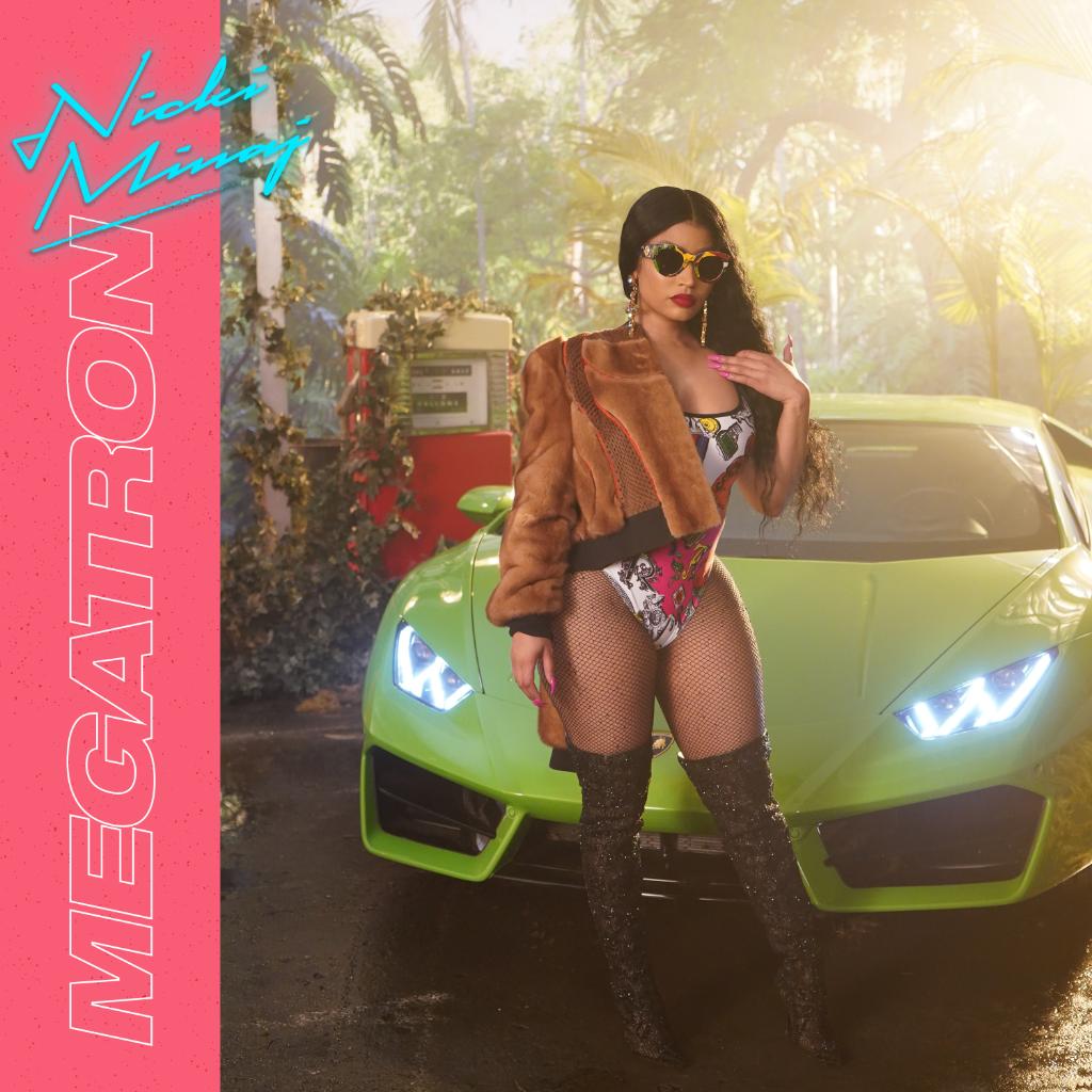 Iam__Teidei's tweet image. #Megatron @NICKIMINAJ