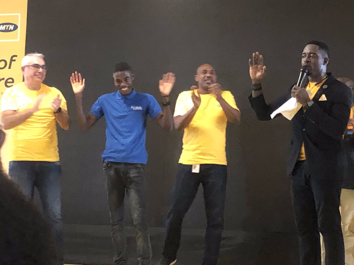 bloodshareng's tweet photo. A new journey has begun at @MTNNG 

@Mazen_Mroue thank you for your kind words. @chinookNG thank you for your sponsorship. @seamfixltd thank you for support. 

@bloodshareng is here to be the stitch in time that saves a life. https://t.co/lM4qOY5IcX