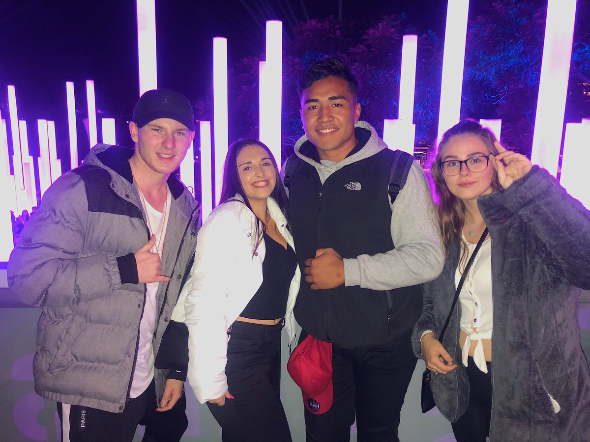 Angelstylesss's tweet image. vivid 2019 ✨🌙