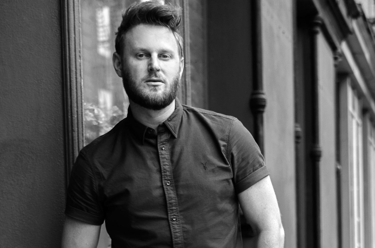 billboard's tweet image. .@QueerEye star @bobbyberk on returning to music &amp;amp; why @taylorswift13 is "definitely a queer ally" blbrd.cm/1Ezqoh