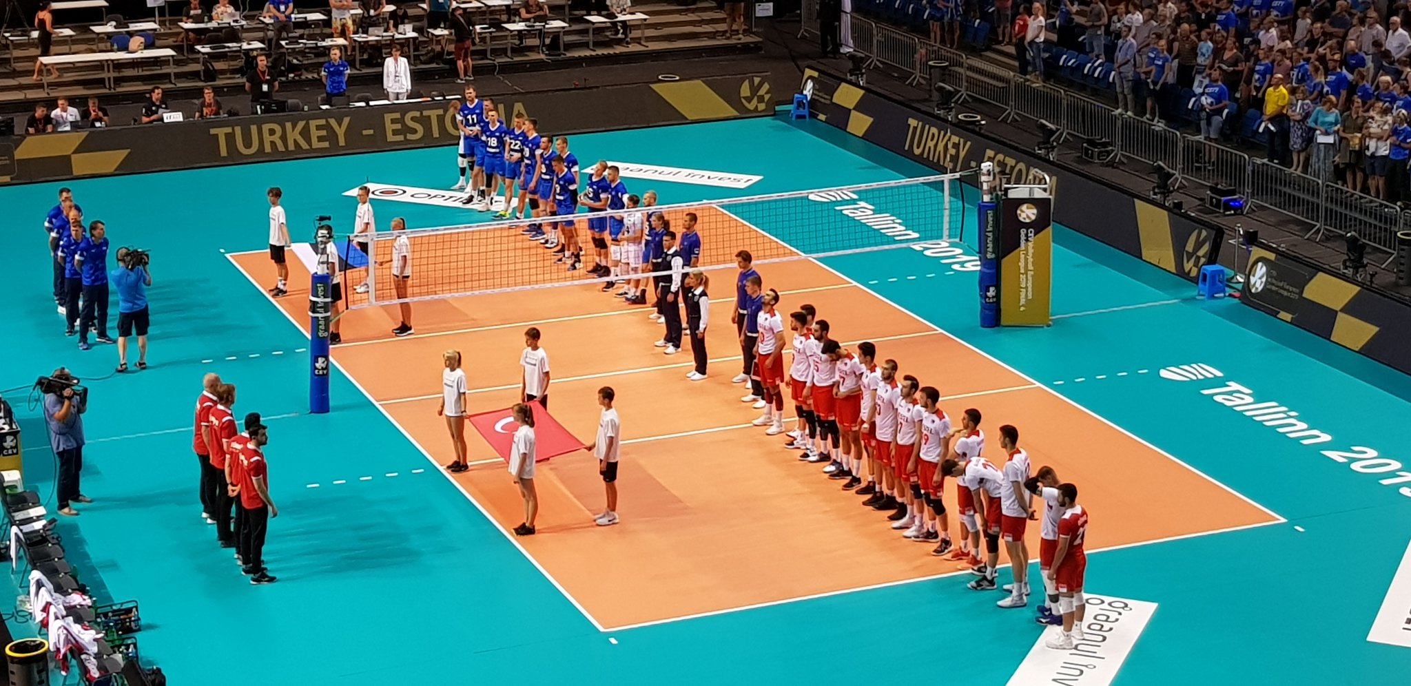 Heikki Kiiskinen on Twitter: "🏐 #EuroLeagueM finals #volleyball #lentis  #vorkpall https://t.co/YPFwPrD8Oh" / Twitter