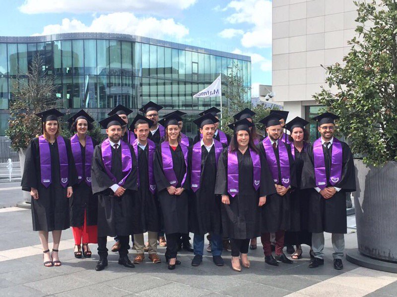 NicolasGomart's tweet photo. #ObjectifManager : Félicitations à tous les diplômés de cette 3eme https://t.co/0Q1x0KadYM #formation, une valeur sûre pour la @Matmut qui sait que les richesses humaines sont au coeur de la réussite personnelle et collective. 👨🎓👩🎓#Rouen @NEOMAbs https://t.co/paKlgIF9SH