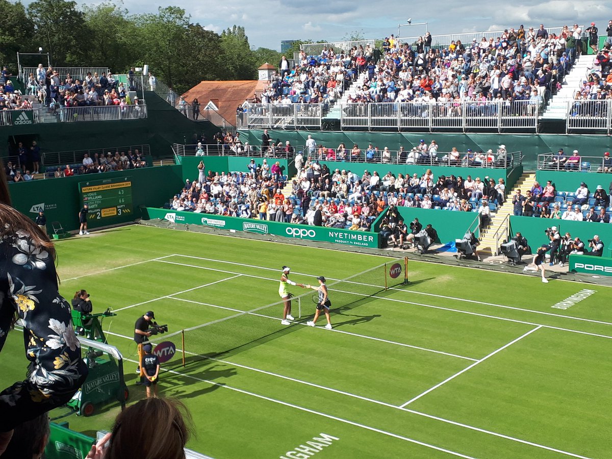 ForwardFactor's tweet photo. And that's that! @ashbar96 breaks Venus Williams to reach the semis of the #NatureValleyClassic 

What a match 6-4 6-3 https://t.co/V686HHhllj