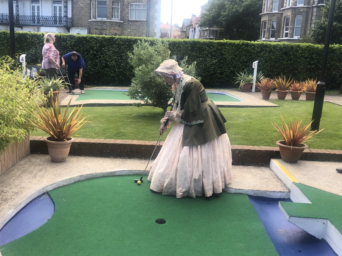 Lillyputtgolf's tweet photo. 🏆 The inaugural Dickensian Minigolf competition was a huge success! 

Congratulations to Michael who claimed the trophy and a free afternoon tea for two!

The @Dickens_On_Sea festival continues tomorrow. 

#Broadstairs https://t.co/h4BsLUkzio
