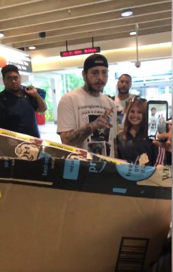 HughE_Dillon's tweet photo. Welcome to Philly @PostMalone , here posing and signing autographs for fans @PHLAirport this morning. He's appearing @LiveAtFirefly in Dover, De this weekend. Tickets still available https://t.co/T7KJPoDP3g #TeamDerek video clip #phillygossip #pccbuzz https://t.co/CFenxxB52l
