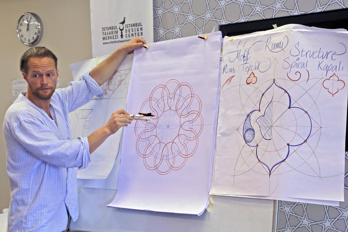 itasarimmerkezi's tweet photo. "Art Of Islamic Pattern" Okulu İstanbul Tasarım Merkezi`nde

İngiltere merkezli Art Of Islamic Pattern Okulu 17 - 21 Haziran 2019 tarihleri arasında İstanbul Tasarım Merkezi’nde geometrik ve biyomorfik tasarım çalışmaları gerçekleştirdiler.

 #artofislamicpattern #geometric https://t.co/tVAsBC096C