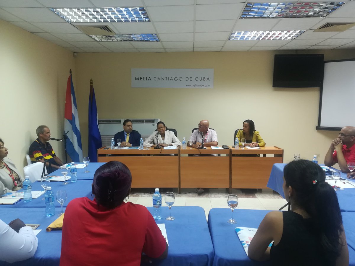 Durante segunda jornada de @ExpoCaribe sesionó el Foro de Organizaciones Promotoras del Comercio y las Inversiones, organizado por @pro_cuba. #ExpoCaribe2019 #AEC