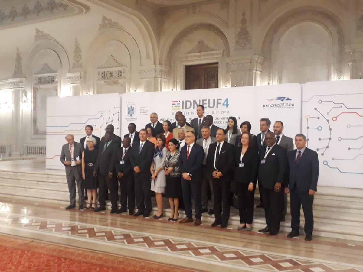 wb_france's tweet photo. #IDNEUF4 - l'Agence universitaire de la Francophonie @auf_org présente sa stratégie horizon 2030. Le #numerique une opportunité pour répondre à la demande croissante de formation en #Afrique #francophone 2/2 https://t.co/6GASk3SVls