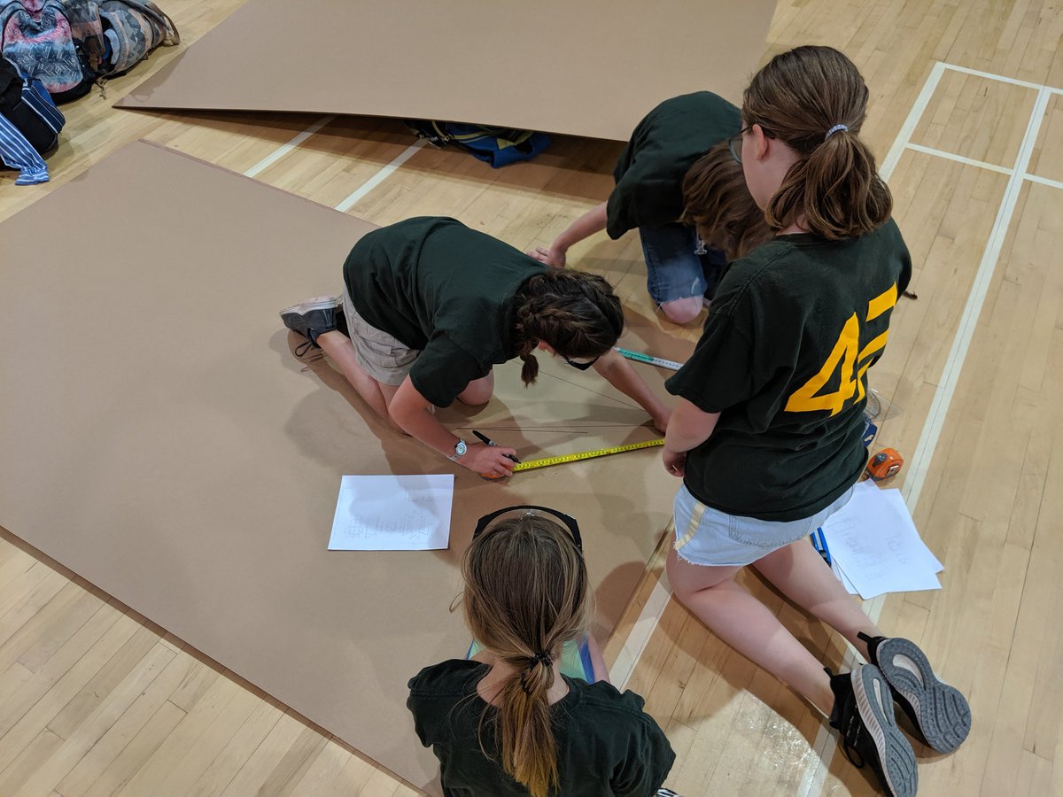 The #sd69 Cardboard Boat Challenge is on! <a href="/ErringtonSchool/">Errington Elementary School</a> #erringtonpride