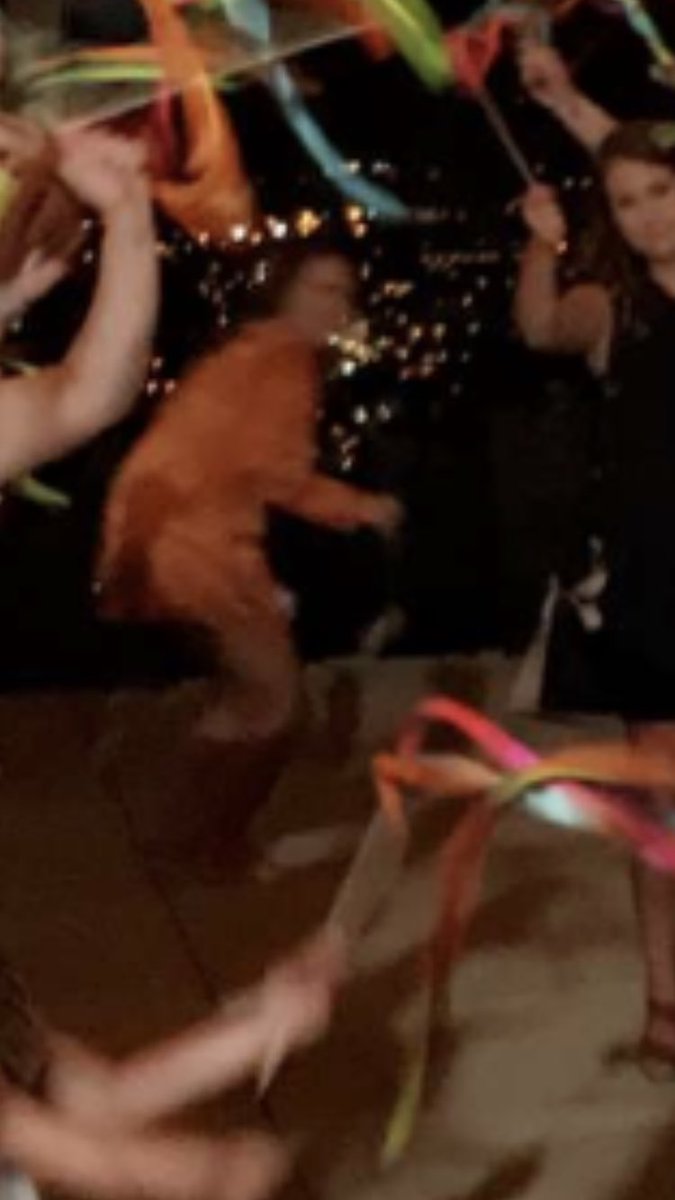 MKMonson14's tweet photo. WAS JUST TRYING TO SNEAK AWAY TO GRAB MORE CHICKEN FINGERS AND............ #photobomb 🤷🏻‍♀️ https://t.co/Noi6uIMKxt