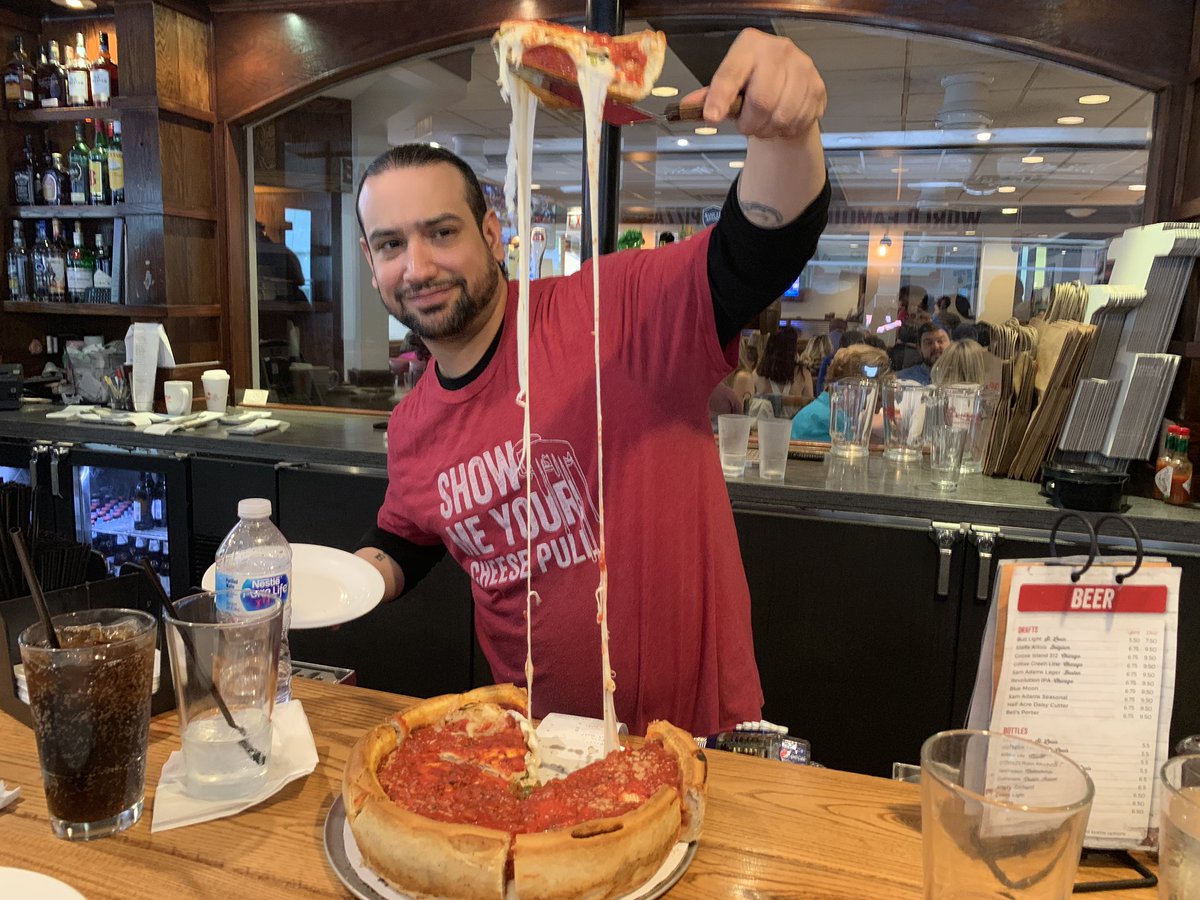 enginthemachine's tweet image. deep dish and hangs with @mjackson ! 🍕 ⚛️ @ReactTraining @ReactLoop #reactloop #reactloop19