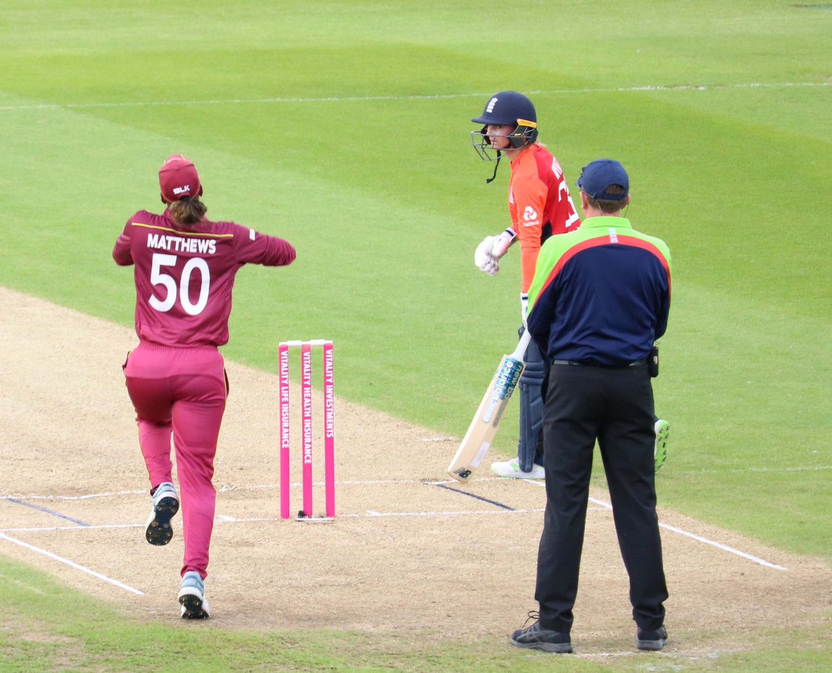 Innings Close
ENG 180/6 (20)
Wyatt 81, Jones 37, Sciver 31

Matthews 1/28, Fletcher 1/29

Target 181
#ENGWvWIW #WIWomen #ItsOurGame