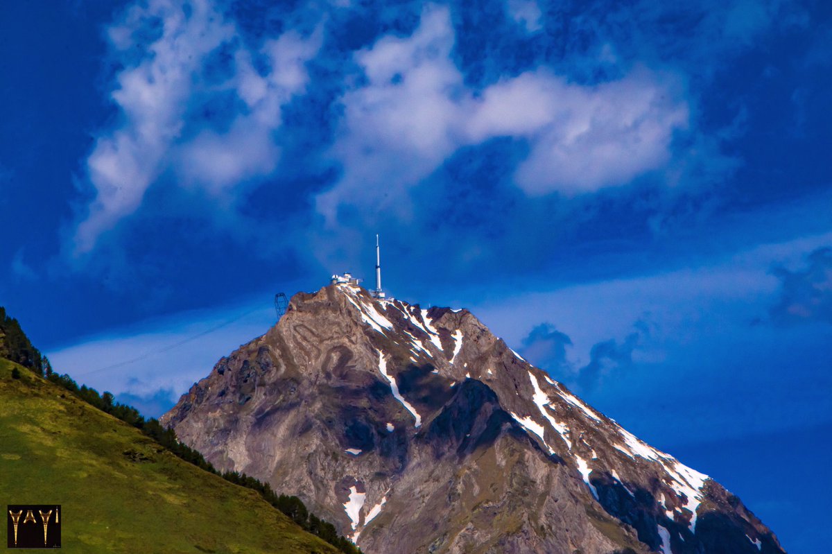 reivaxstgo31's tweet photo. #FFFriday le @PicduMidi de #Bigorre vue 📷1&2 depuis montée sur #LaMongie #colduTourmalet 📷3&4 depuis le #coldAspin 1489m #Pyrenees #midipyrenees @Occitanie #magnifiquefrance @OTCollesurLoup @popiypopi @angeles121112 @carlitapolka @jmlpyt @Wawanofficiel @Sirap014 @zlatanrene 🏔 https://t.co/0sfYZNFw9T