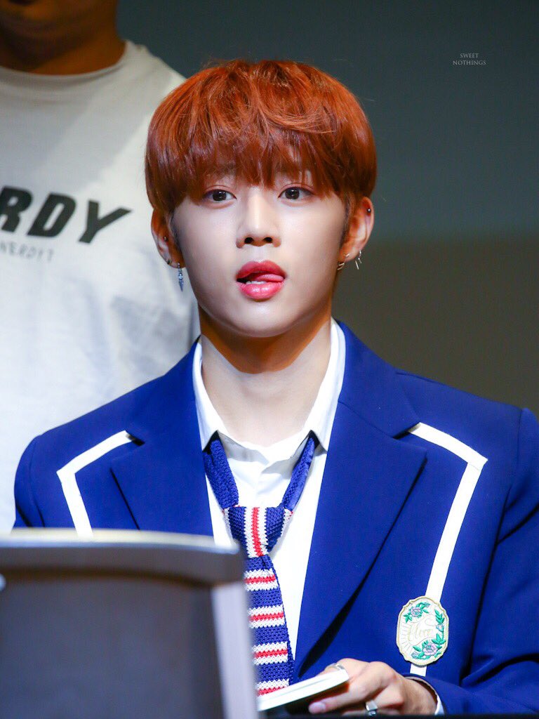 sweetnothing_sw's tweet photo. 190504😋💙#더보이즈 #선우 https://t.co/C4zgJbIEMf
