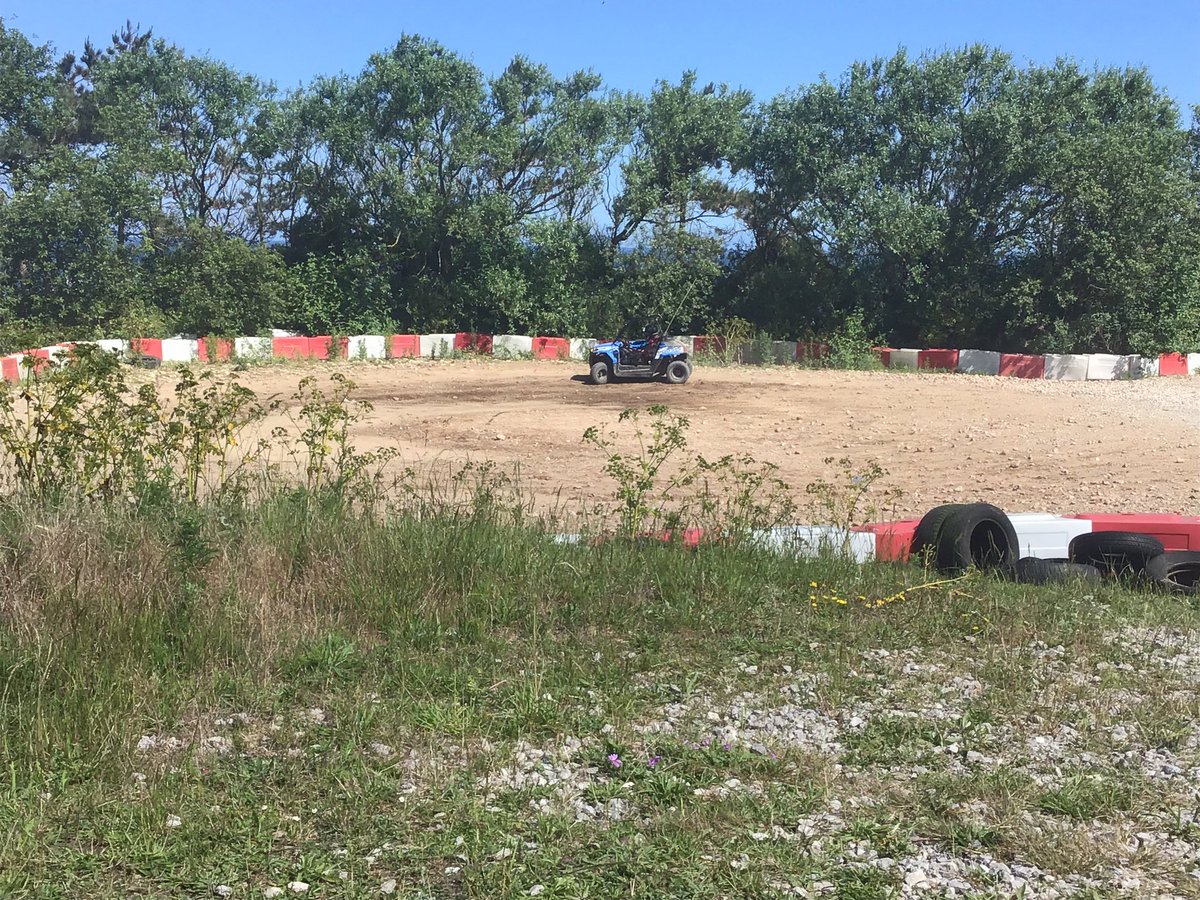HildenGrange's tweet photo. ๐ถHey ho, Bob Diddly Bob, Iโve gotta get back to my job๐ถ Year 6 are now back but we have a few photos of our last activities left here. What a fantastic residential! Thank you #kw_westrunton for having us! #driverman #challengecompleted https://t.co/mTTyc0BiDJ