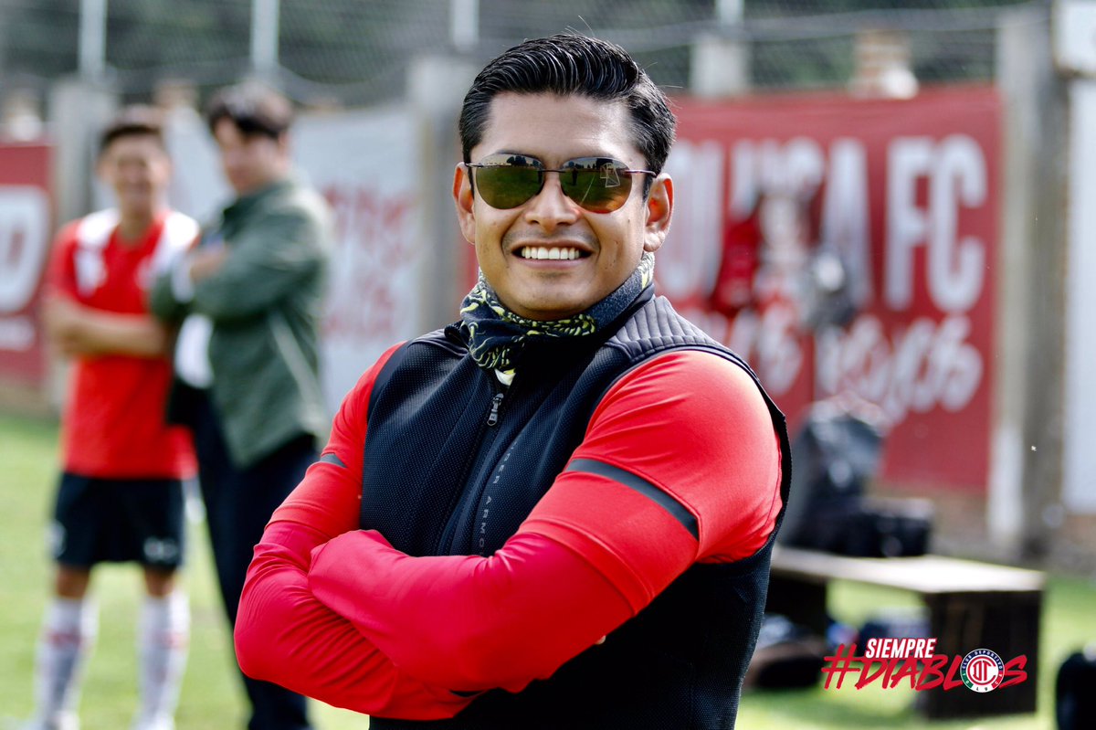 tolucafc_fb's tweet photo. #GaleríaDiablo 

Trabajo intenso y buen ambiente en la práctica de este viernes. 🔝💪

#SiempreDiablos https://t.co/PIqL5Mppbw