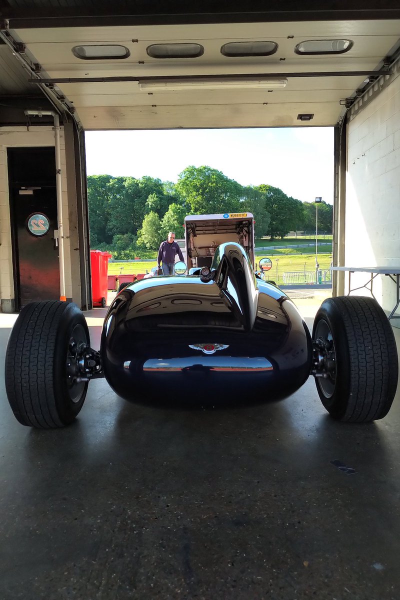 BEastick's tweet image. @BentleyMotors #SSSC2 #TType first visit to the garden of England @BrandsHatch for some set up work before @BicesterH #superscramble
