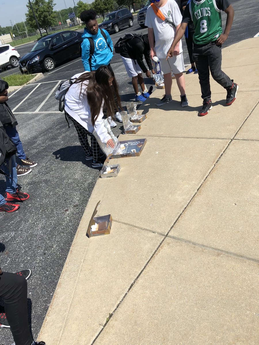 DrJBolek's tweet photo. Day 14 of CHC Summer School: Last Day! Scholars had a blast! Amazing Race Group Brochures and Lanterns, Solar Energy Group with Solar ovens, Conservation Group presenting, and YMP demonstrating creativity with Sneaker designing #chcgiants #WeAreWayne @chckline @chapelhill78 https://t.co/hlwUnrE4ol