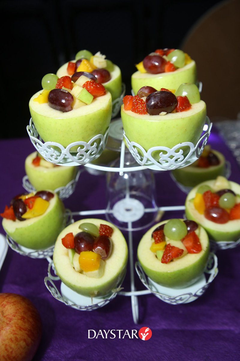 DaystarNG's tweet photo. Skills acquired include photography, make-up artistry, catering, fruits art, pastries and small chop, bread making, event décor, web design, graphic design, footwear, cake making, among others during the free training which holds three times a year

#DSAP #Empowerment https://t.co/eVHLWxkmef