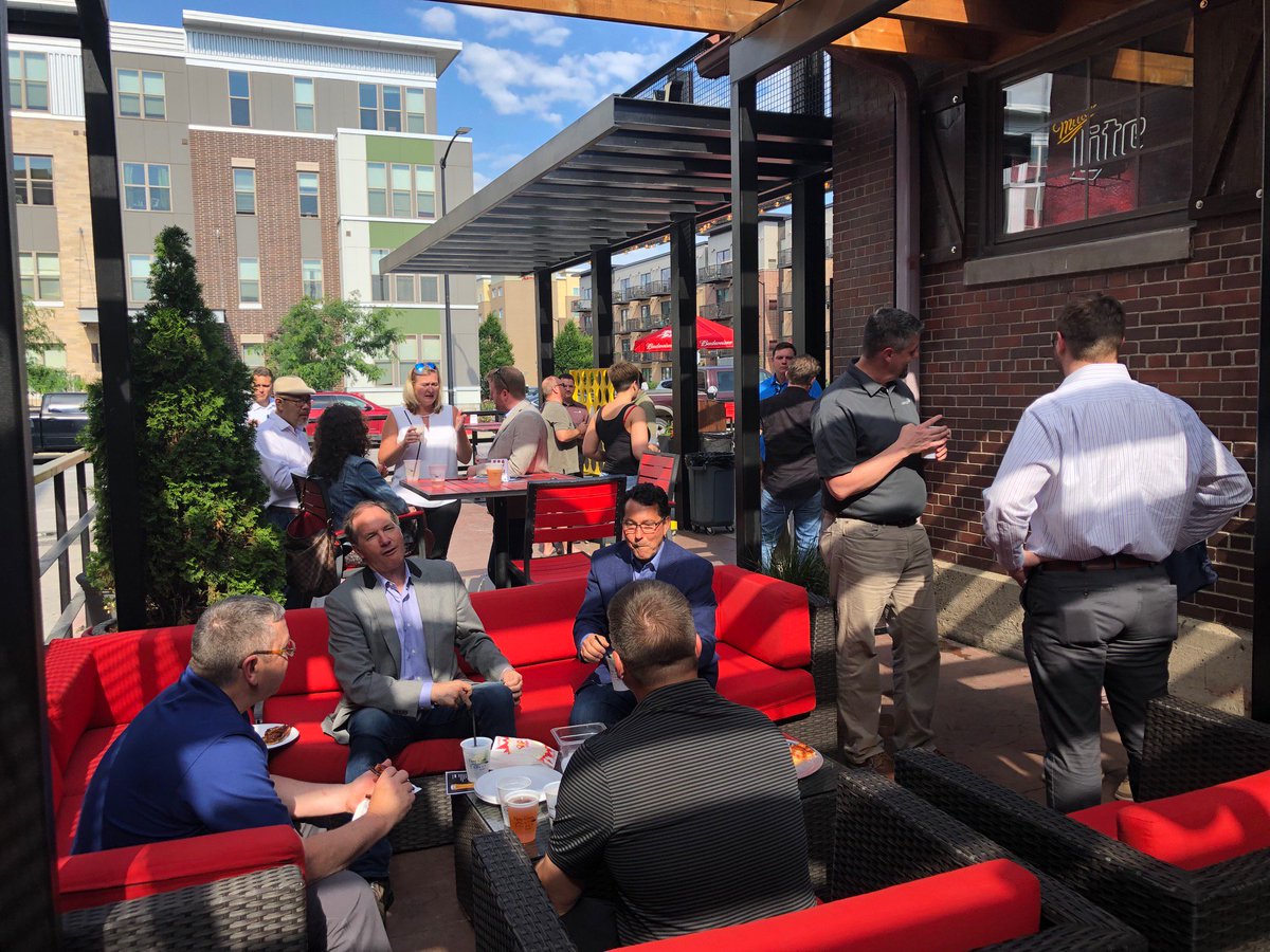 Lightedge's tweet photo. We had a great time at last night's @DSMTechOnTap event at Tipsy Crow! If you weren't able to make it, be sure to join us on Thursday, July 18th at 1717 Brewing Co for the next tech networking happy hour! #DSMTechOnTap https://t.co/g9J7rvsoQp