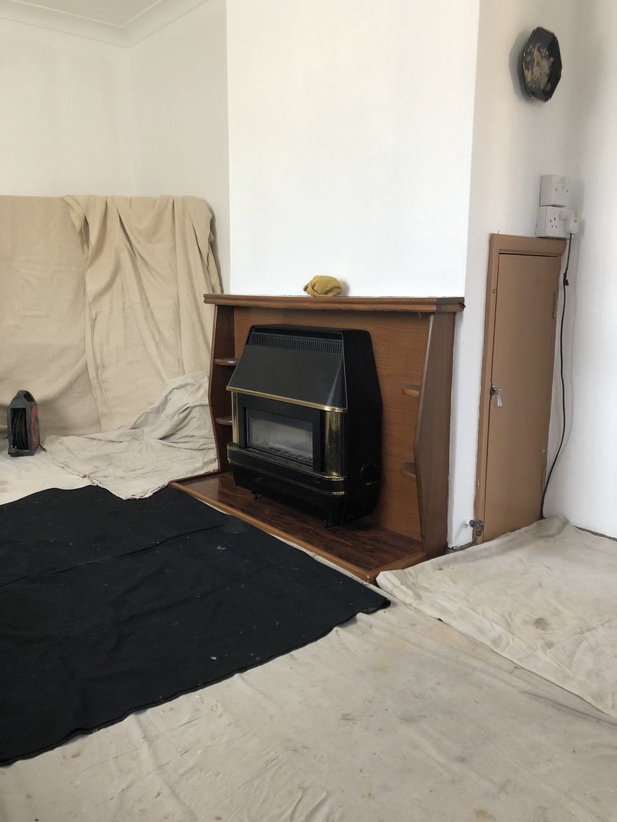 BdlGas's tweet image. 40yr old f/place removed along with solid fuel back boiler, opening made good chimney swept and gas altered ready to install @gbmantels Alderley timber mantle, beige marfil marble slips and hearth.  Fitted with @cJfires Paragon 1 slide control gas fire #BDLGAS