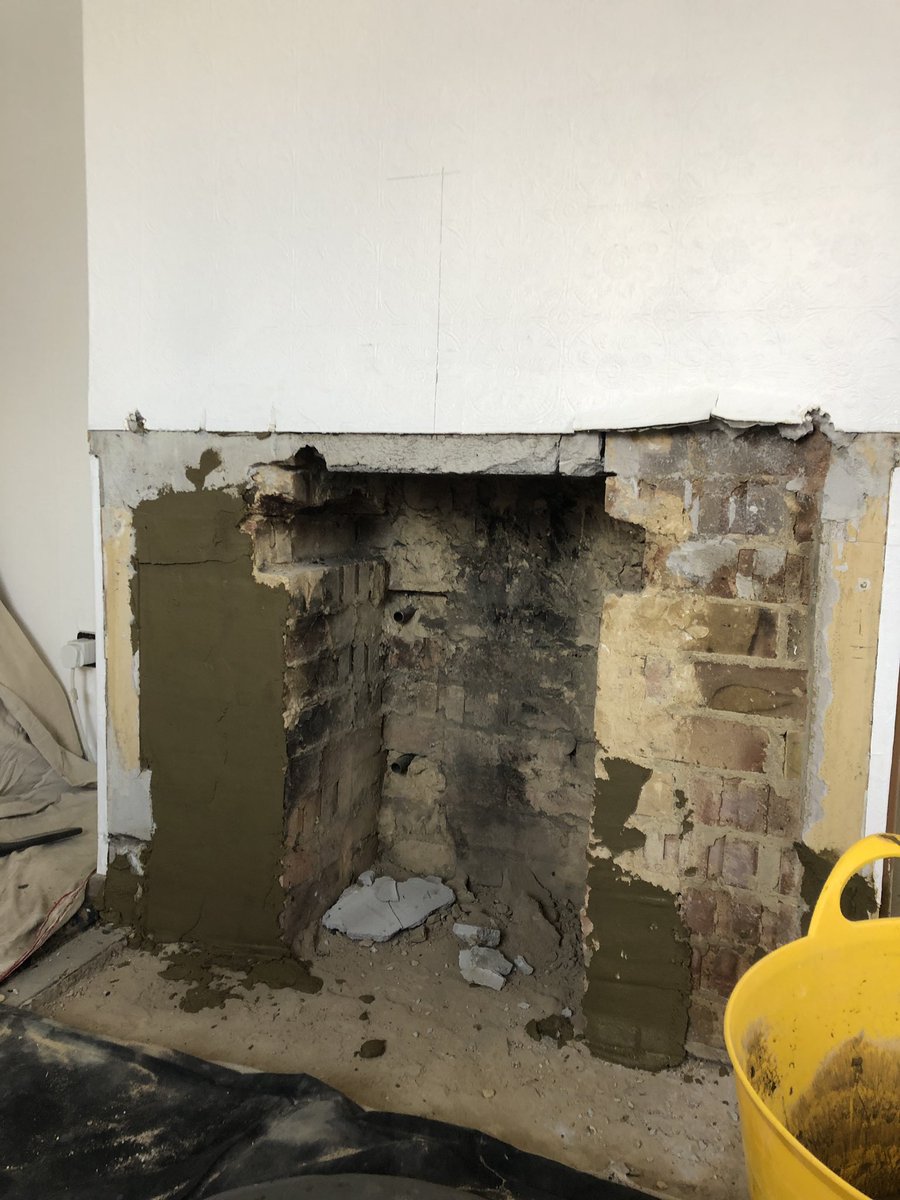 BdlGas's tweet image. 40yr old f/place removed along with solid fuel back boiler, opening made good chimney swept and gas altered ready to install @gbmantels Alderley timber mantle, beige marfil marble slips and hearth.  Fitted with @cJfires Paragon 1 slide control gas fire #BDLGAS