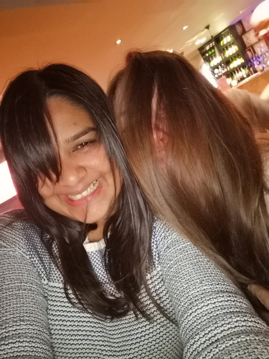 gumkenth's tweet photo. Catch up with @JoanneDeakin #barutopia #FridayFeeling #seasaltjumper #hairrave https://t.co/iAHvvD7EUF