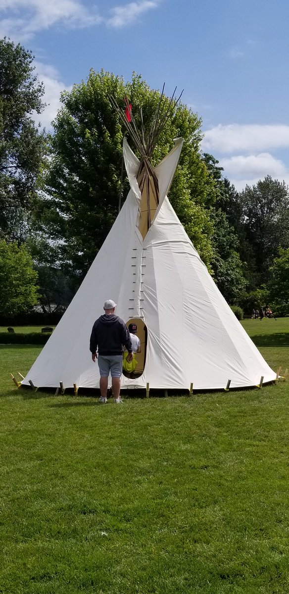tricitieslitcom's tweet photo. Here at National indigenous Peoples Day at Rocky Point Park.  @Tricitiesecd @PoMoLibrary @YMCACCRR @sd43bc https://t.co/CQeCA9XXsZ