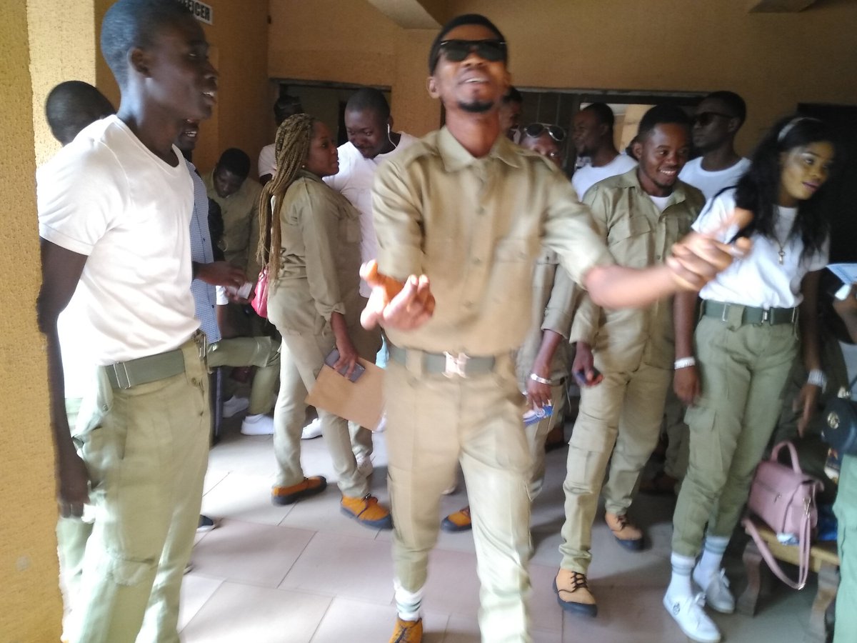 freelink22's tweet photo. That moment when #BatchB #Stream1 is passing out from #FRSC #CDSgroup with their #FRSC #Certificate can't wait for ours #BatchC #Stream1 come #September #NYSC #DeltaStateCorpers we answered the call. Under the #Sun or #Rain https://t.co/JMOxchNgTS