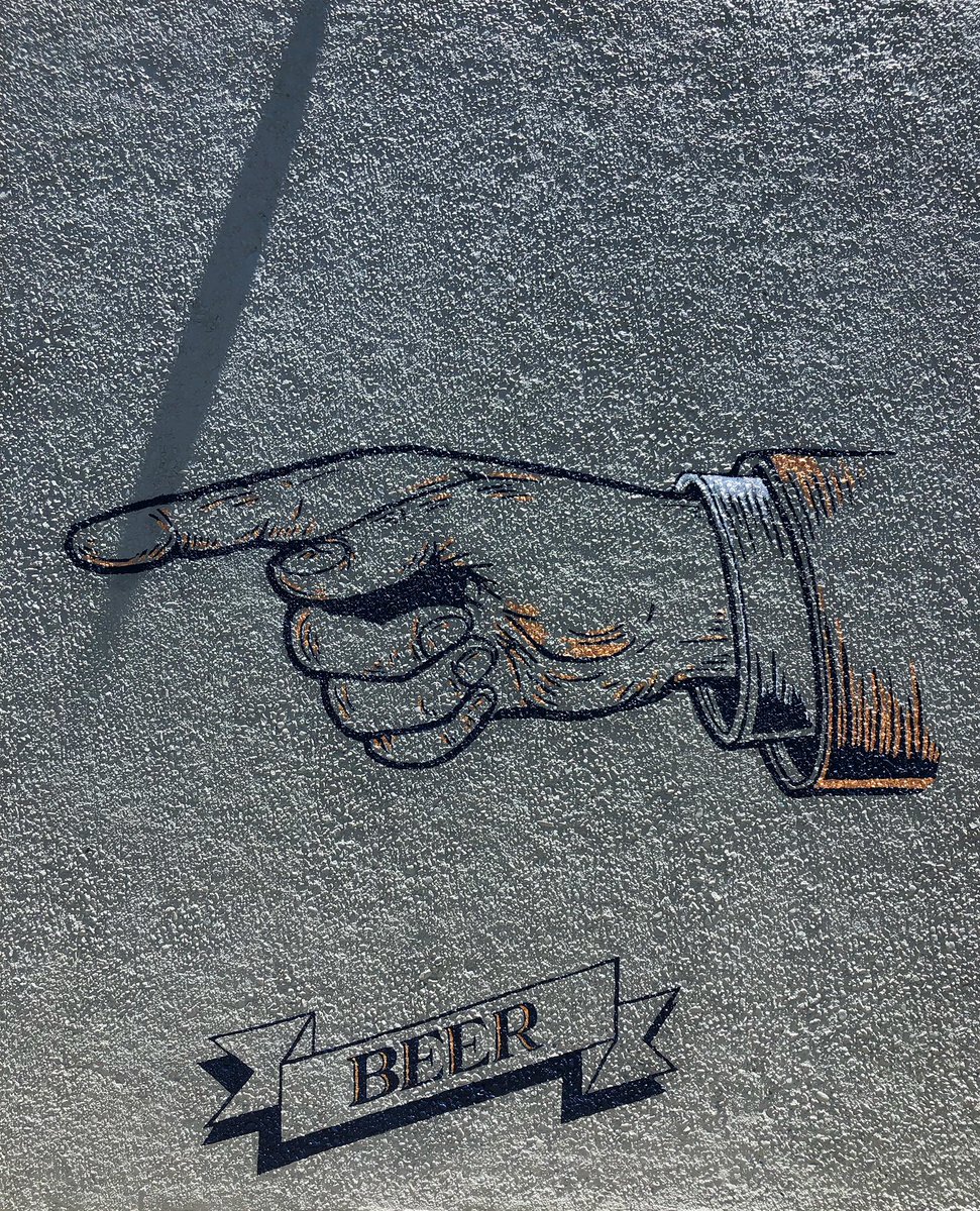 trueboardman's tweet photo. Having a crowler filled with unfiltered Liberty Ale from @AnchorPublicTap Thanks Sandy and @AnchorBrewing It’s a good way to start the summer. #RaiseYourAnchor Taking some Nor-Cal to So-Cal #LibertyAle #Solstice https://t.co/I5pYfSBcM5