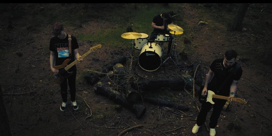 Our BRAND NEW video for the opening album track on 'UNIFIED' - ‘Better Off Alone.’  

WATCH NOW!

youtube.com/watch?v=41i5Bi…