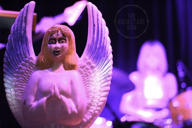 Thelma and The sleaze at Goosetown Tavern⁣
Denver, CO⁣
9/25/18⁣
@thelmaandthesleaze⁣
.⁣
.⁣
⁣
Patreon.com/TheBackstageVan⁣
.⁣
.⁣
⁣
#TheBackstageVan #BSV #Music #Photography #Blog #Vlog #Podcast #Patreon #Van #Vanlife #LiveMusic #MusicPhotography #DIY #Guitar #Bass #Drums …