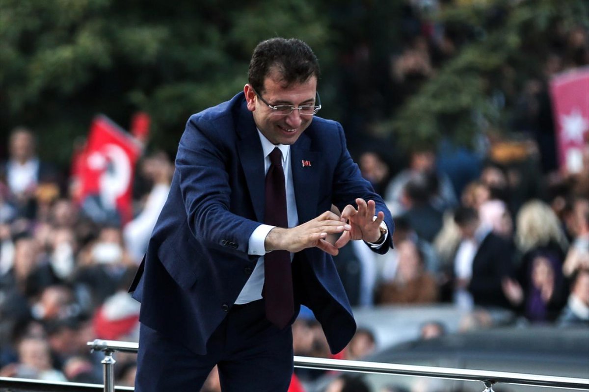 Pazar günü oy verebilmek için memleketinden, tatil yaptığı yerden İstanbul'a dönenler veya şu anda yolda olanlar kimler? 🤗
Hepinize teşekkür ve kucak dolusu sevgi! Yolunuz açık olsun; dikkatli gelin! ❤️

#HerŞeyÇokGüzelOlacak
