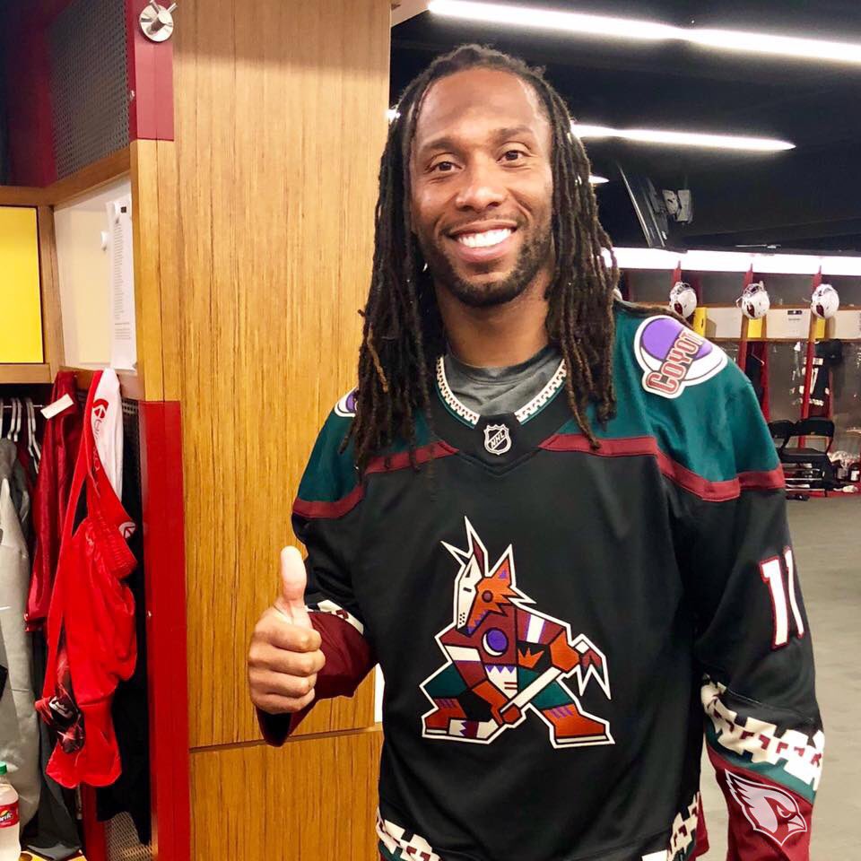 AZCardinals's tweet image. From our 🐐 to the Yotes: 

Best of luck tonight, @ArizonaCoyotes. 👍

#NHLDraft | #AllAZ