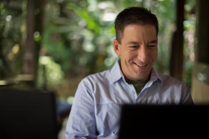 Alá o #JN tendo que contar a história direitinho, @ggreenwald !